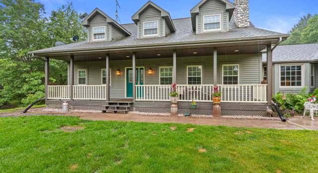 Photo of 704 Sandy Pines Ct, Redgranite, WI 54970