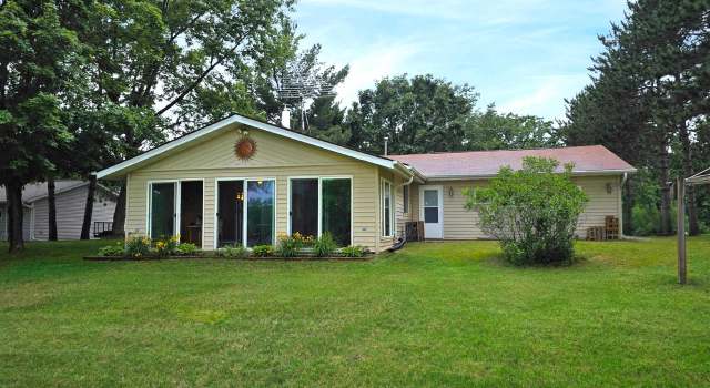 Photo of N9138 W Silver Springs Dr, Neshkoro, WI 54960