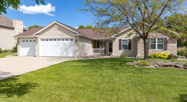 Photo of N1766 Medina Dr, Greenville, WI 54942