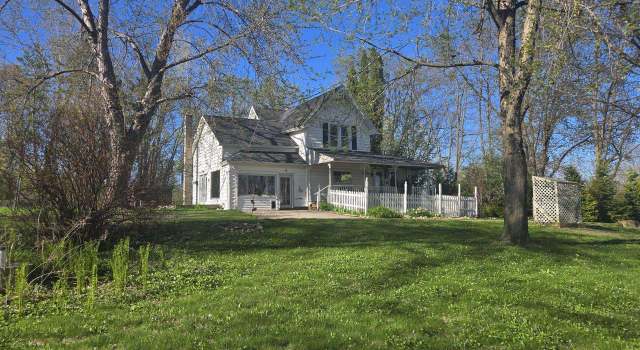 Photo of N1595 North Rd, Greenville, WI 54942