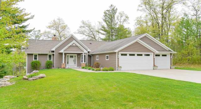 Photo of W12900 W Shore Dr, Crivitz, WI 54114