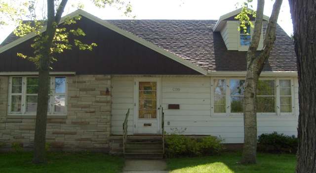 Photo of 1709 Algoma Blvd, Oshkosh, WI 54901