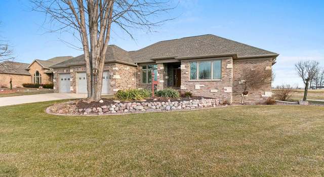 Photo of 630 Linksview Ct, Wrightstown, WI 54180