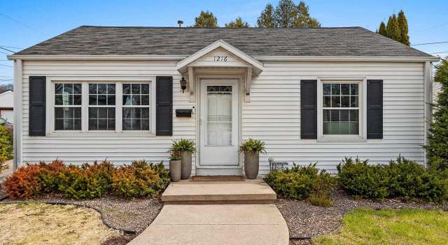 Photo of 1216 9th St, Green Bay, WI 54304