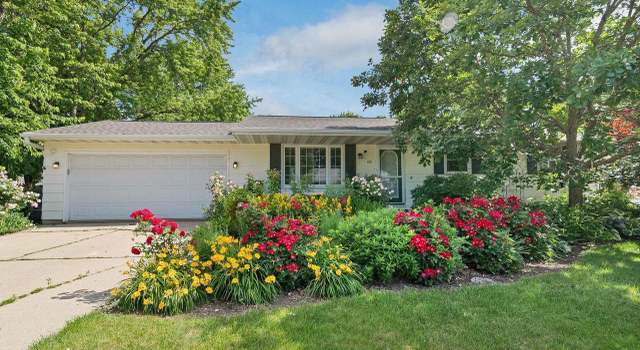 Photo of 619 Greene Ave, Green Bay, WI 54301