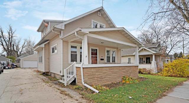 Photo of 105 1st St, Menasha, WI 54952