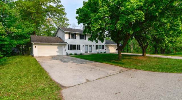 Photo of 3193 Birch Rd, Suamico, WI 54173