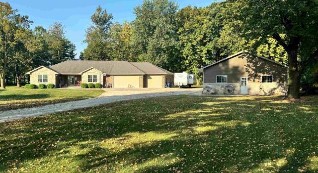 Photo of N8794 Townline Rd, Van Dyne, WI 54979