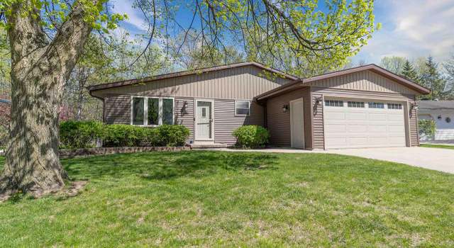 Photo of 68 Solar Cir, Appleton, WI 54915
