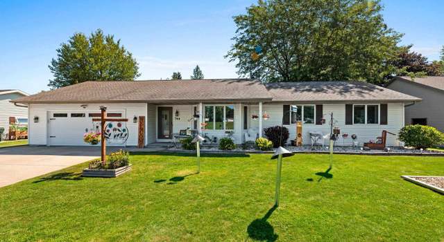 Photo of 744 Pleasant Way, Seymour, WI 54165