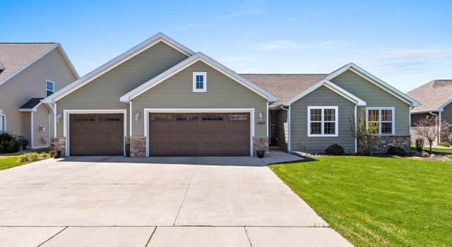 Photo of 1397 Lear Ln, De Pere, WI 54115
