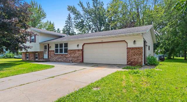 Photo of 232 W Green Bay St, Pulaski, WI 54162