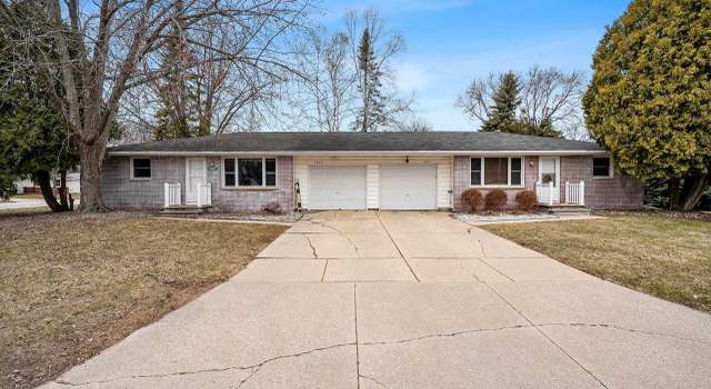 Photo of 2074 Marlee Ln, Green Bay, WI 54304