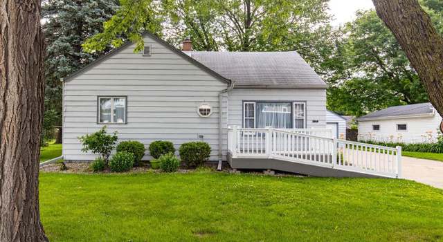 Photo of 2114 N Richmond St, Appleton, WI 54911