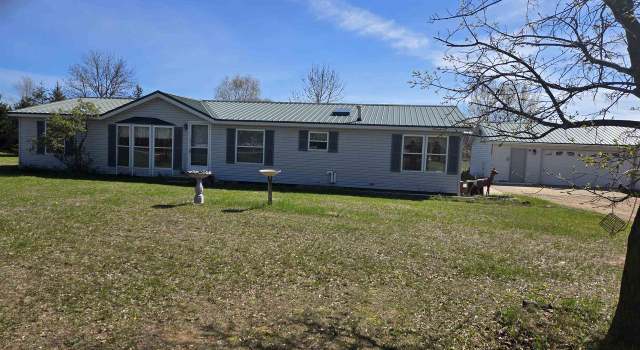 Photo of 3550 Behnke Rd, Weyauwega, WI 54983