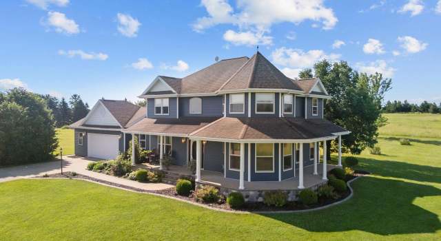 Photo of 6067 Hillcrest Rd, Larsen, WI 54947