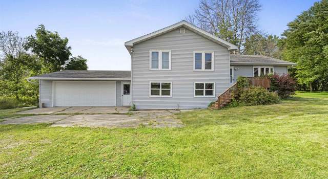 Photo of 461 Van Horn St, Berlin, WI 54923