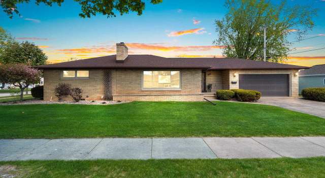 Photo of 1020 W 3rd St, Kimberly, WI 54136