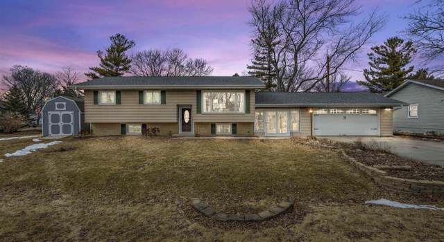 Photo of 5497 Nickels Dr, Oshkosh, WI 54904