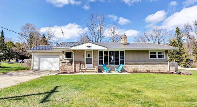Photo of 356 E Main St, Coleman, WI 54112
