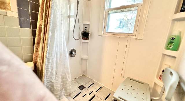 Photo of 1269 Garland St, Allouez, WI 54301
