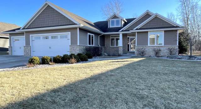 Photo of 937 Magellan Ct, Hobart, WI 54155