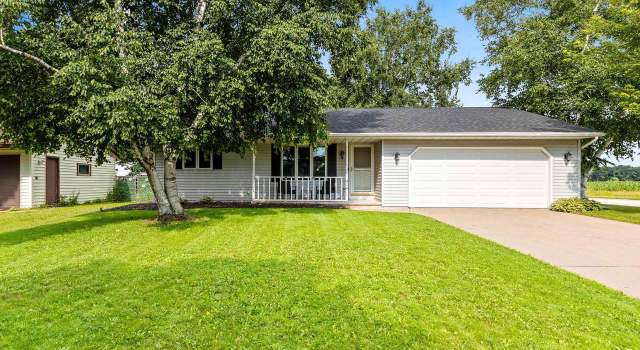 Photo of 404 Easy St, Green Bay, WI 54311