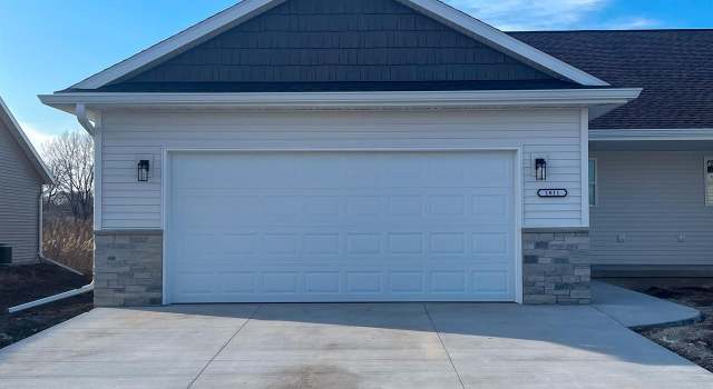 Photo of 1811 Fairlawn Ct, North Fond Du Lac, WI 54937