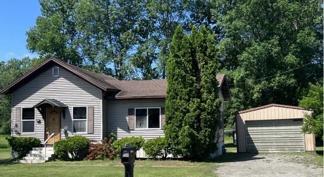 Photo of 326 Elm Ave, Oconto, WI 54153