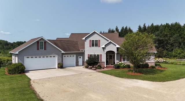 Photo of N9057 Campbell Lake Rd, Ogdensburg, WI 54962