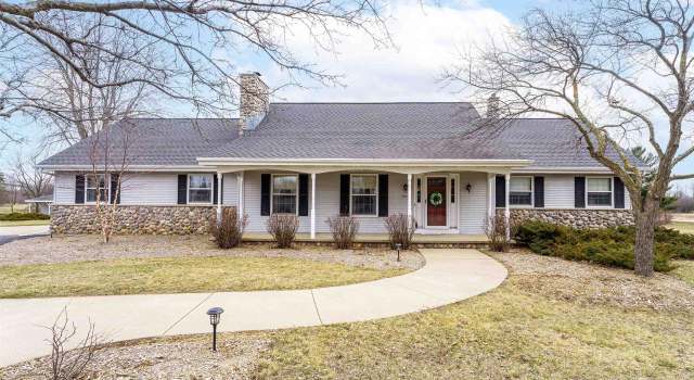Photo of 1619 Irish Rd, Neenah, WI 54956