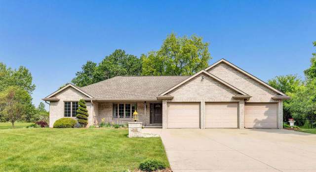 Photo of 2810 N Whistling Wind Dr, De Pere, WI 54115