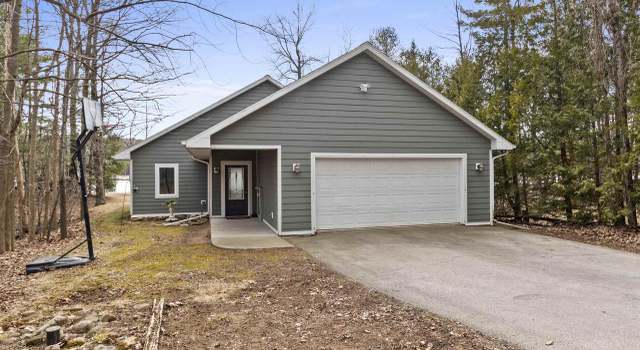 Photo of 5005 Machickanee Ln, Lena, WI 54139