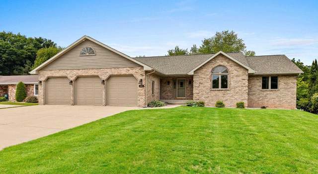Photo of 906 Amberly Trl, Green Bay, WI 54311