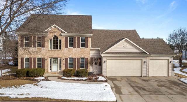 Photo of 520 E Carrington Ln, Appleton, WI 54913