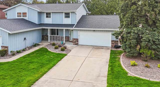 Photo of 422 Silver Springs Dr #5, Green Bay, WI 54303