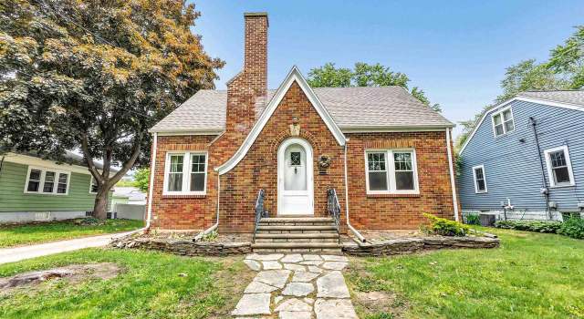 Photo of 1054 Kellogg St, Green Bay, WI 54303