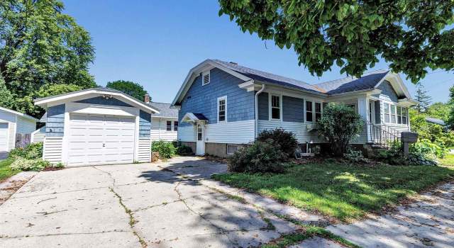 Photo of 1028 Division St, Green Bay, WI 54303