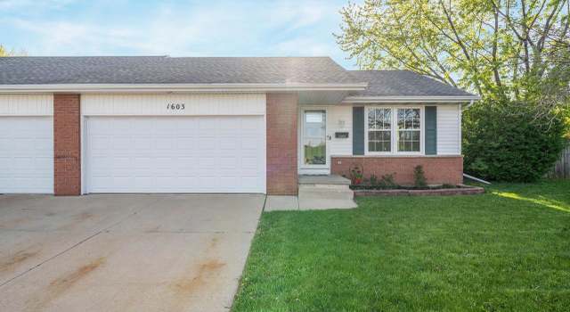 Photo of 1603 Maplewood Dr, Little Chute, WI 54140