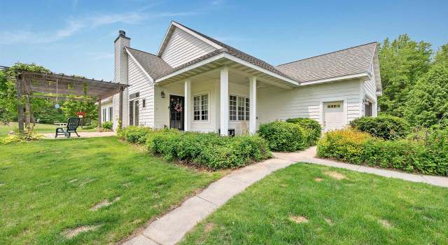 Photo of 1817 Bonk Ln, Little Suamico, WI 54141
