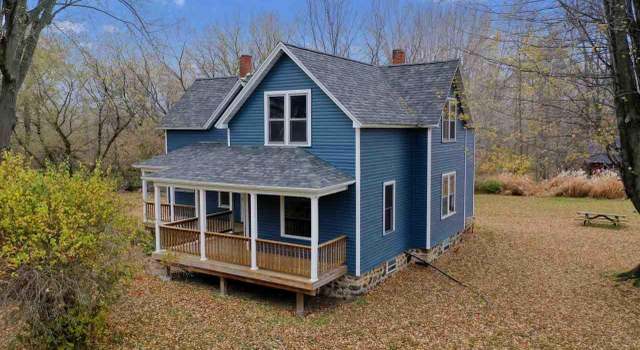 Photo of 4320 Geano Beach Rd, Little Suamico, WI 54141