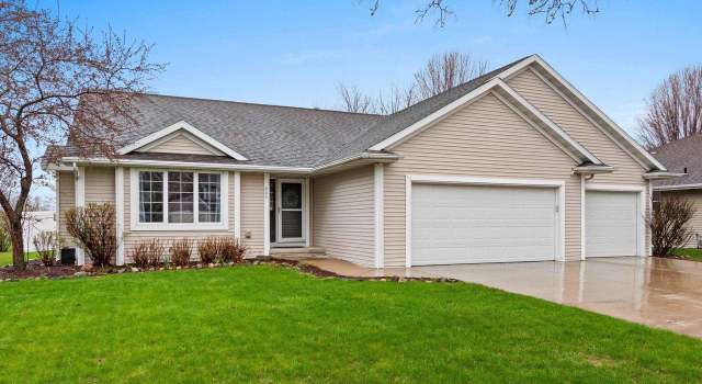 Photo of 445 Cornelius Dr, Green Bay, WI 54311