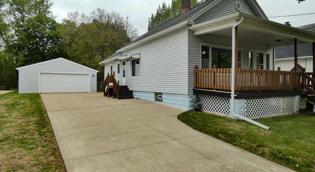Photo of 522 Goodell St, Green Bay, WI 54301