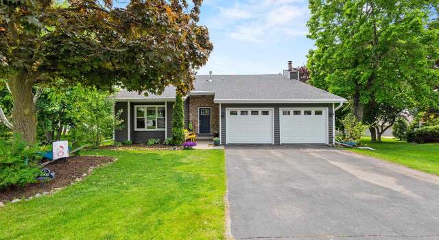 Photo of 1829 Jefferson Dr, Sturgeon Bay, WI 54235