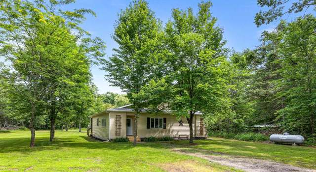 Photo of N5954 Parkway Rd, Pound, WI 54161
