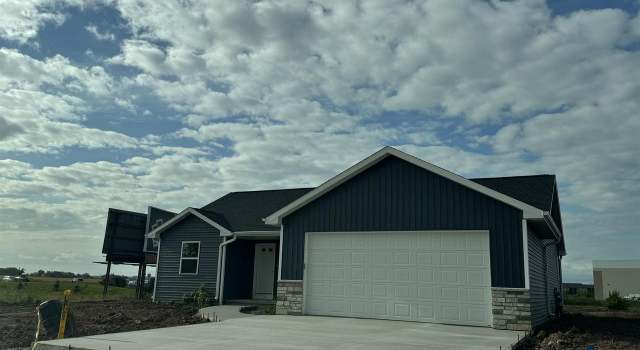 Photo of 801 Setter Dr, Kaukauna, WI 54130