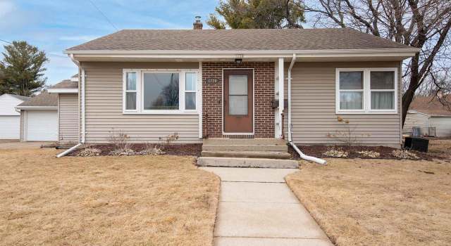 Photo of 1720 Hollister Ave, Oshkosh, WI 54901