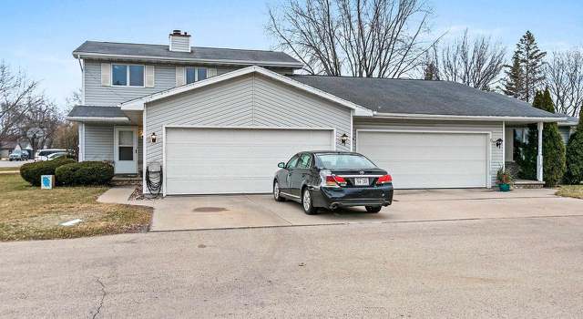 Photo of 2302 Redtail Dr, Neenah, WI 54956