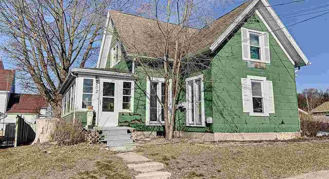 Photo of 203 N Mill St, Hortonville, WI 54944