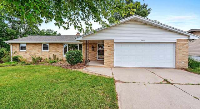 Photo of 2416 S Ridge Rd, Green Bay, WI 54304